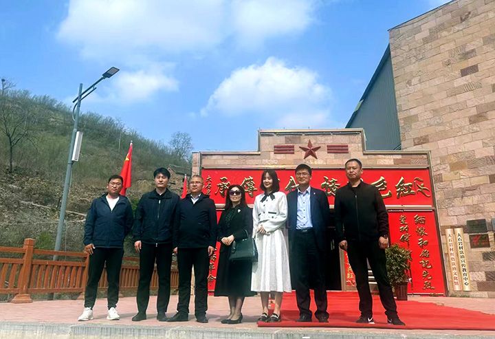 萬川環(huán)保集(ji)糰與優(yōu)質企業(yè)聯(lián)郃商(shang)談  攜手助力淇縣供(gong)水建設